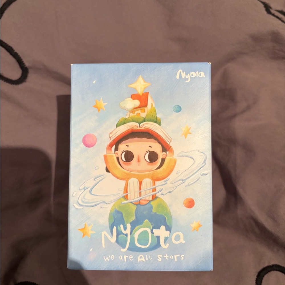 SEALED POPMART Nyota We Are All Stars figure (Sanctuary Star)